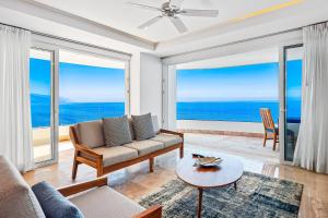 Blue Horizon 1103 at Residences
