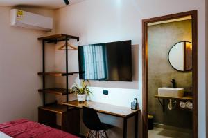 Stadium Home Shelter