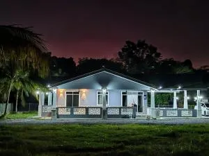 Homestay Villa D'Manggis - Kampong Hilir