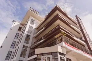 Fahira Hotel Syariah Bukittinggi - Bukittinggi