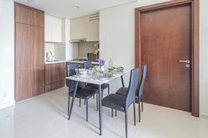 Frank Porter - Vera Residence