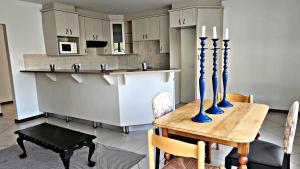 Marlyn on Oyster Bay