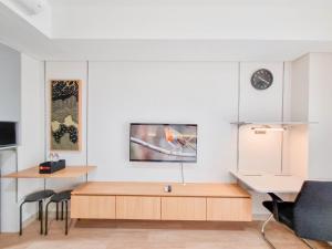 Good and Comfort Stay Studio Patraland Amarta Apartment By Travelio