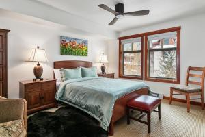 1311A - Two Bedroom Deluxe Eagle Springs West condo