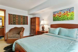 1311A - Two Bedroom Deluxe Eagle Springs West condo