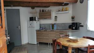 Maisons de vacances Les Gites sous l' Olivier en Camargue : photos des chambres