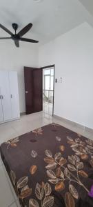 Suria Aman Homestay Semi-D 5 Rooms 5 Bathrooms