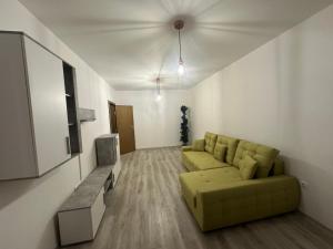 Coresi Mall Galaxy Residence