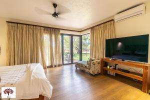 Zebula Golf and Wildlife Estate - Tuskers Retreat Pax 20