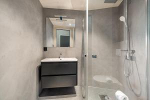 Architectural Studio I Private Balcony