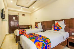 FabHotel Tipsyy Inn Suites