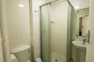 Ocean Pearl On 44 Seagull