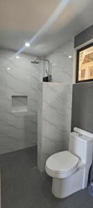 Viva La Rosa Hometel