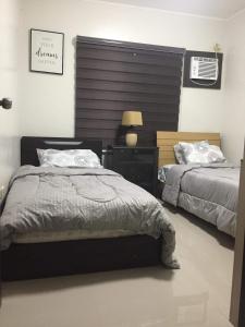 Townhouse1 Two bedrooms in Bacolor near San Fernando