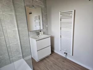 Maison du gardien de Logempré