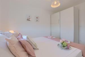 Marica - App Marabella - MPolo