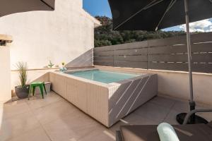 Villa Pare Vives 77 by Sealand Villas