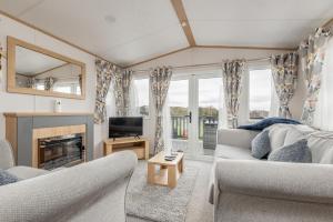 Lodge No 10 - St Andrews Lodge Park