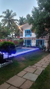 BOHO BY THE BEACH Resort