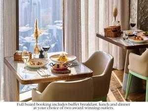 SLS Dubai Hotel & Residences