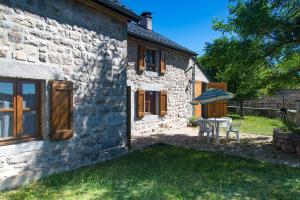 Gîte Gîte de Chantejals 57 personnes