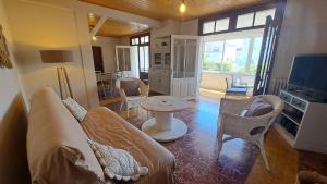 Maison de famille à 300m de la plage