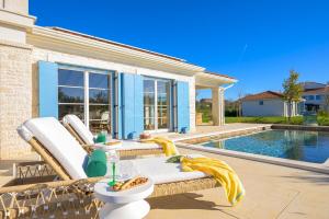 Villa Olive Paradise I by Istrialux