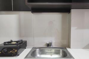 Chic and Cozy Studio at Vida View Apartment By Travelio