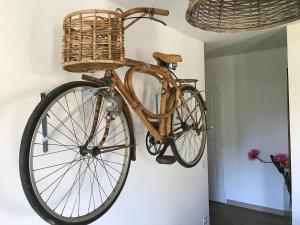 Petite maison au calme avec piscine privative