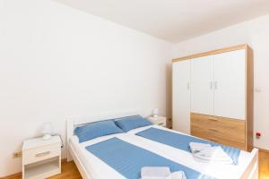 Aleksic - App Veliki A1 - MPolo