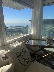 Manhattan Beach Oasis