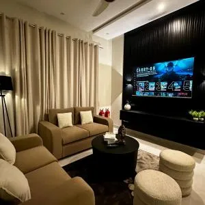 Central DHA 3BR Villa Near Phases 5 & 6 - Farīdkot