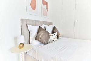 Charming very spacious apartment, Paris 9ème