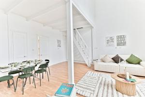 Charming very spacious apartment, Paris 9ème