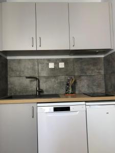 Appart'hotels Eco-Domaine La Fontaine - RESIDENCE-SPA - Plage de la Fontaine aux Bretons : photos des chambres