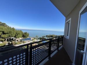 Double Room with Balcony and Sea View