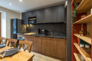 Appartements Cozy 6 to 8 People in Orelle Direct Val Thorens : photos des chambres