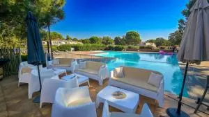 Fiori Di Cala Rossa, Établissement CARDOGA Piscine, Mer & Montagne - Lecci