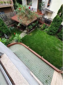 Elegant Private Villa with 3 Bedrooms, Office, and shared courtyard, Perfect for 8 Guests