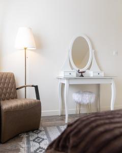 Le Havre by Leslodgespa - Confort et élégance, terrasse privée, proche de laéroport et de Bâle