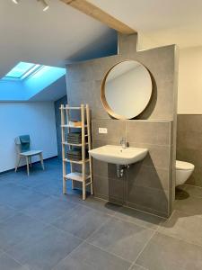 Ferienwohnung - Modern - Ausblick - Bodenseehinterland