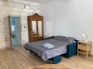 Studio de caractère intra-muros - Unrated properties in Avignon