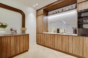 Appartements Maison Galante-s apartments with Services in Louvre - Rue des Dechargeurs : photos des chambres