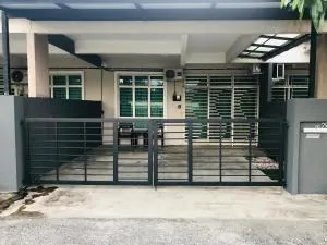 M2H Homestay - Kampung Kempadang