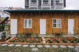 Nhà Ba Gian Homestay Đà Lạt