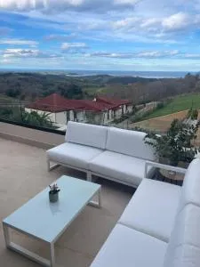 MIRADOR PLAYA DE OYAMBRE-vista al mar y jardín - Udias