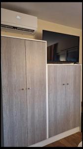 CAP ESTÉREL studio 4 pers équipé, belle vue Golf, centre village PIERRE & VACANCES , PARKING inclus et 5 PISCINES accès gratuit, CLIM, WIFI, TV, lave-vaisselle et lave-linge,four, plancha