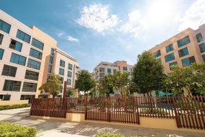 Luxury Huge 1BR apartment With Private Garden in Uptown Al Zahia