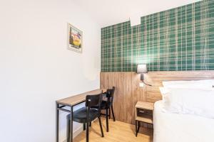 Appartements Les Tonnelles : Chambre Double avec Salle de Bains Privative