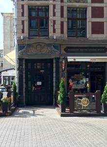 Modern Old Riga Apartment